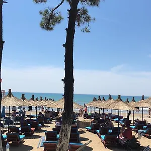 Inn Hotel Shkallnur
